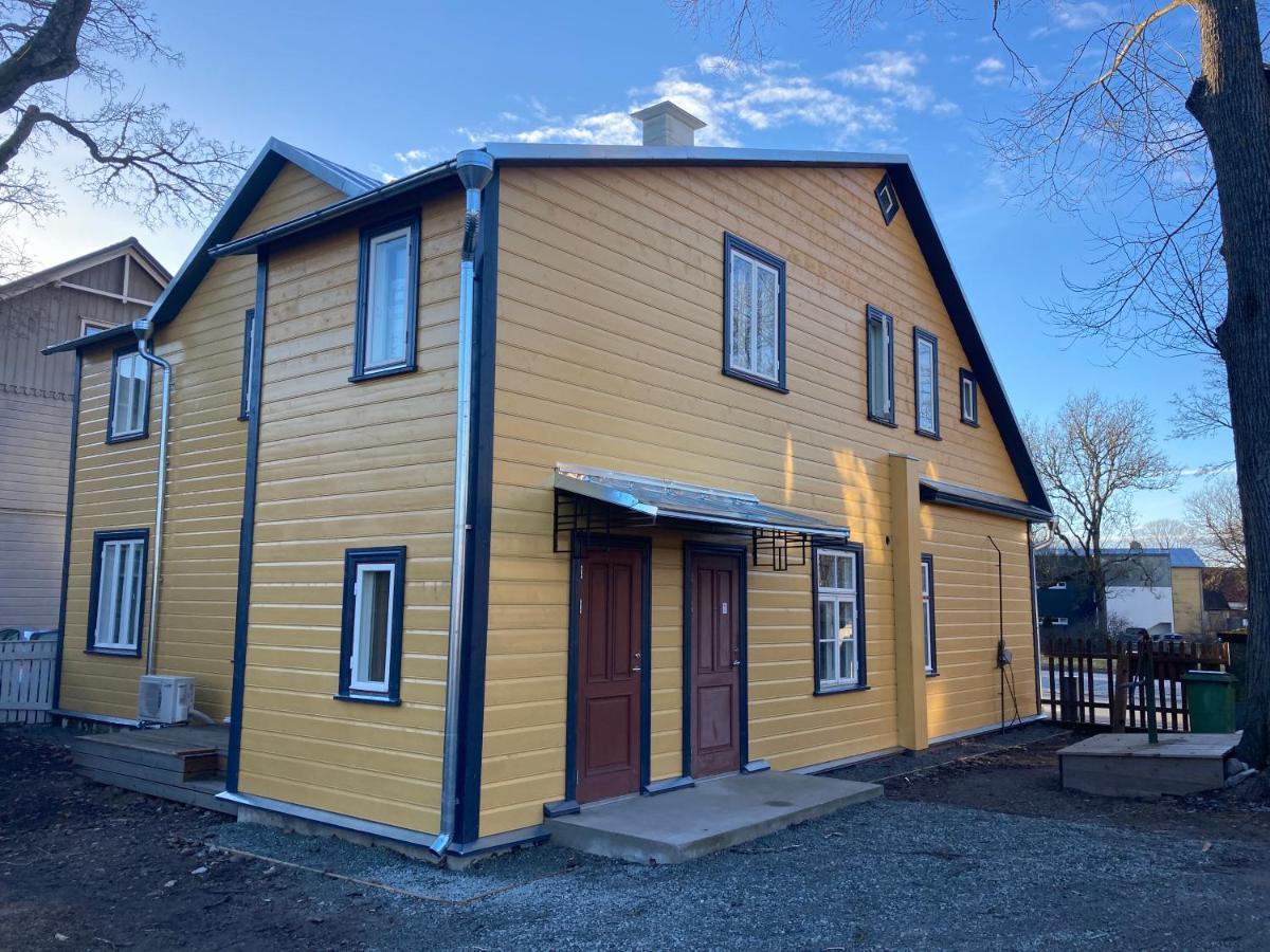 Lossi Apartment Kuressaare Exterior foto