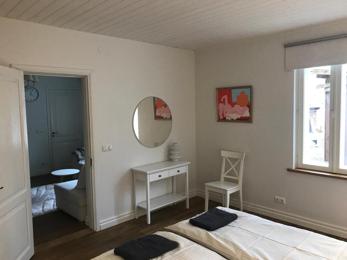 Lossi Apartment Kuressaare Exterior foto